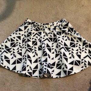 NWOT geometric skirt